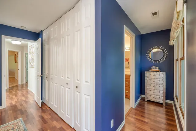 $3,000 | 3120 Dean Court, Minneapolis, MN 55416