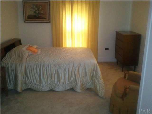121 Madrid Road Cantonment, FL 32533 - Photo 12 of 24