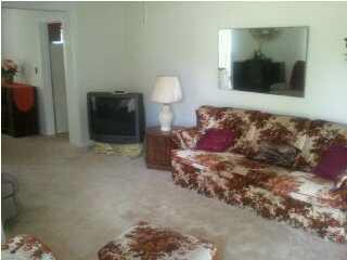 121 Madrid Road Cantonment, FL 32533 - Photo 5 of 24