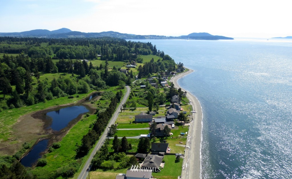6338 West Shore Road Anacortes, WA 98221 - Photo 19 of 25 Gallery Image 19