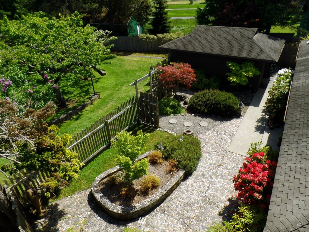 6338 West Shore Road Anacortes, WA 98221 - Photo 21 of 25 Gallery Image 21