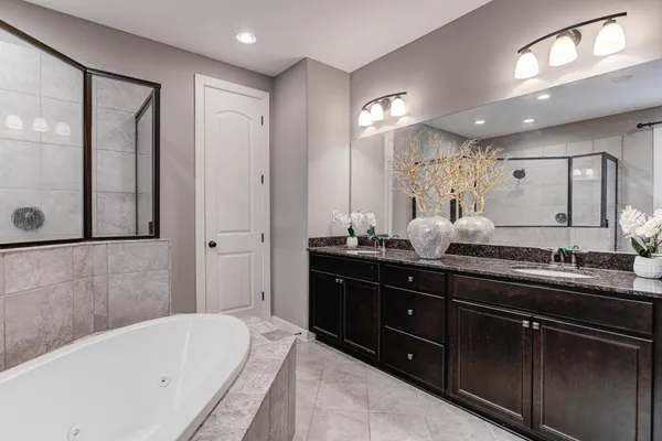 $2,500 | 8764 Brunswick Forest Drive, Bartlett, TN 38133