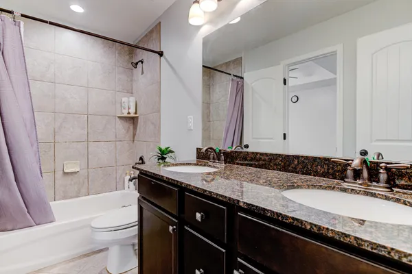 $2,500 | 8764 Brunswick Forest Drive, Bartlett, TN 38133