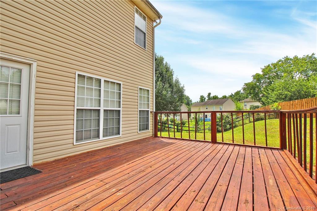 8207 Fox Swamp Road Charlotte, NC 28215 - Photo 39 of 44 a view of roof deck
