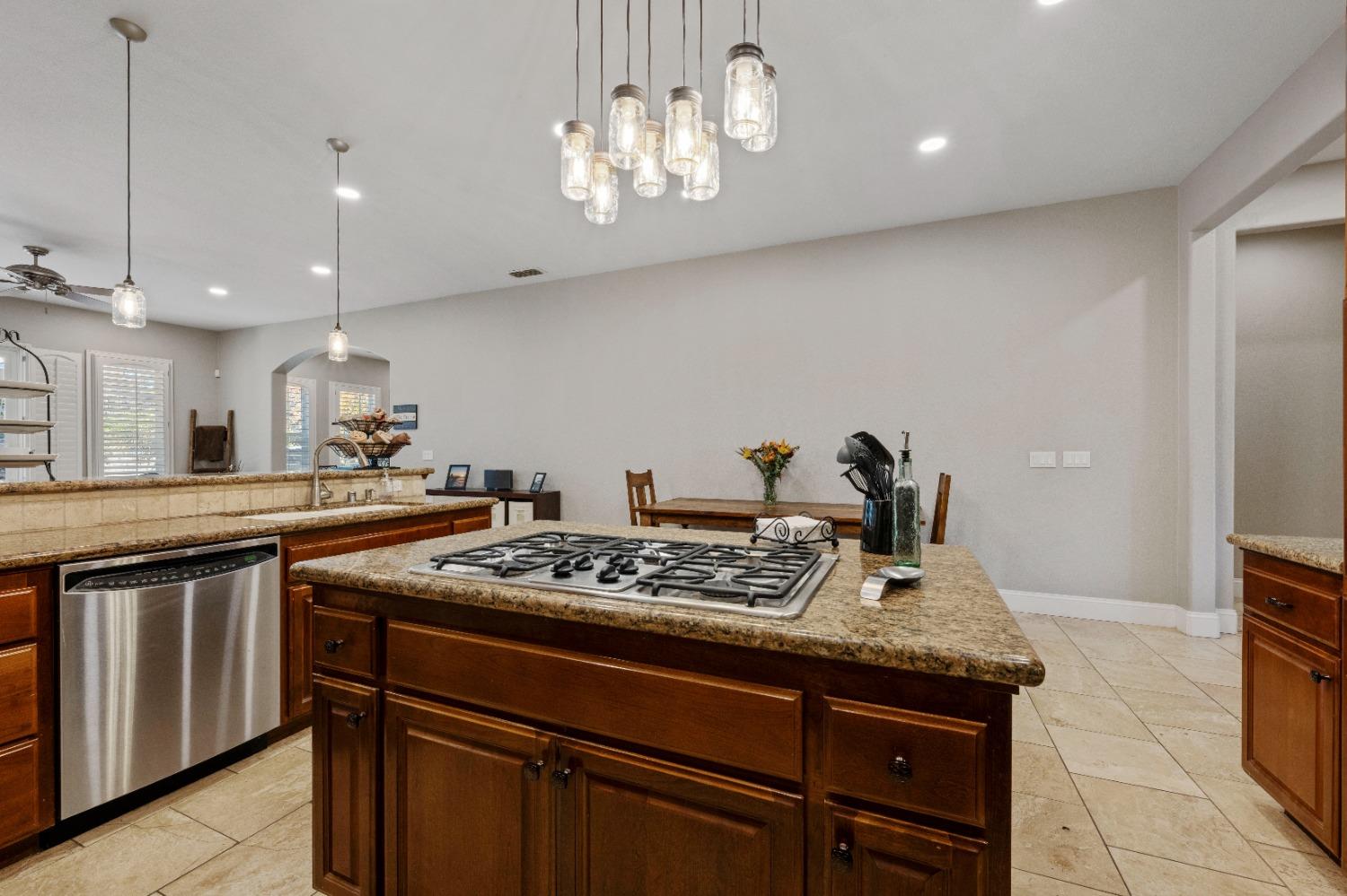 9260 Miners Crossing Loomis, CA 95650 - Photo 14 of 73