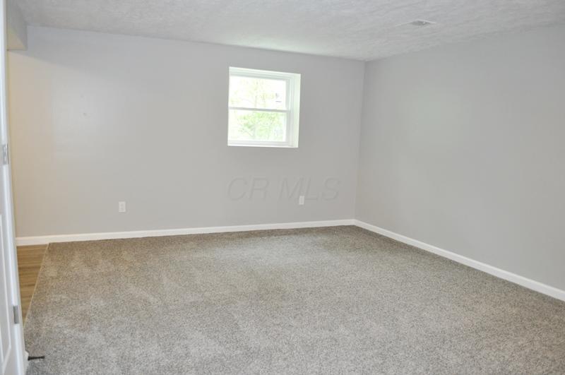 3318 Sundale Road Columbus, OH 43232 - Photo 22 of 33 Gallery Image 22