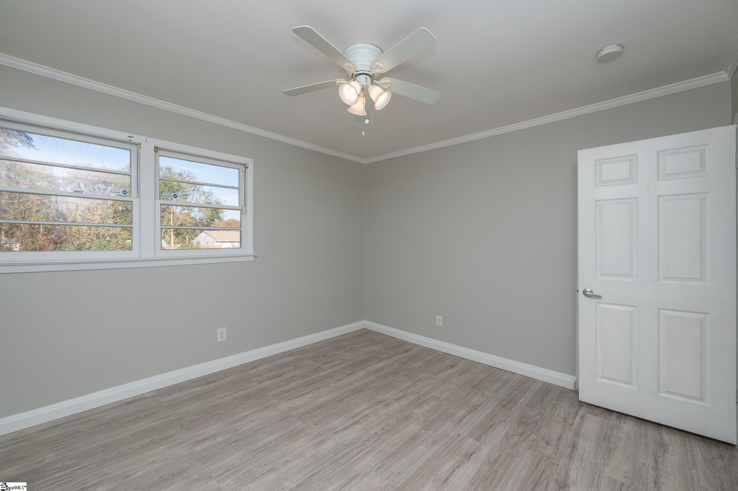 106 Middleton Lane Greenville, SC 29607 - Photo 27 of 33