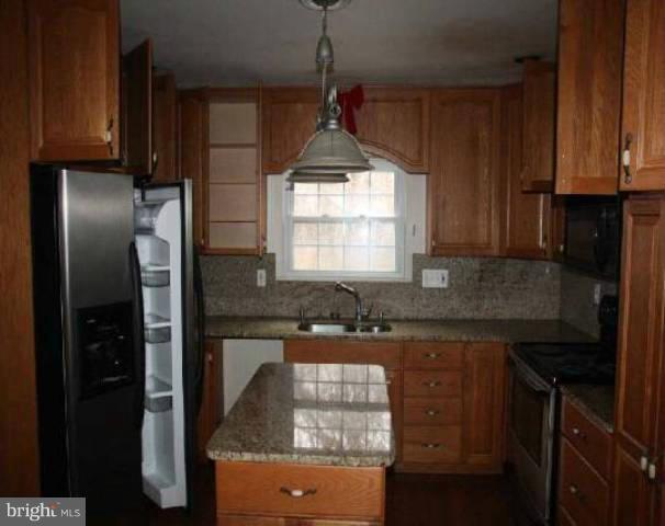 11421 Rambling Road Gaithersburg, MD 20879 - Photo 12 of 20 Interior (General)