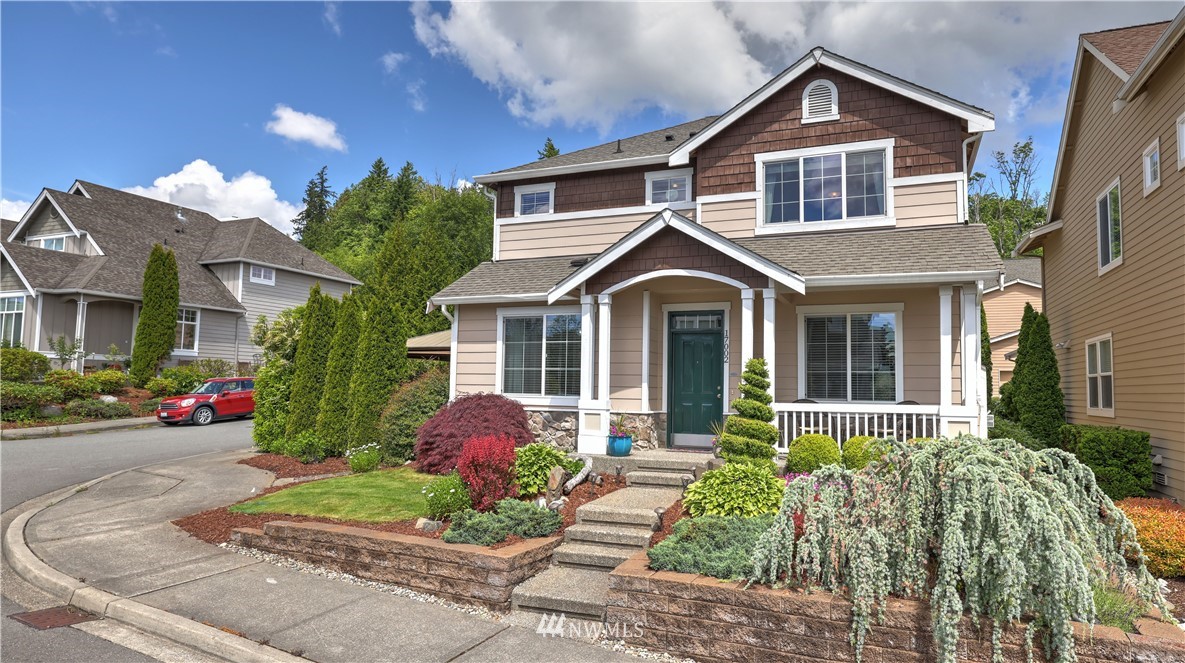 17002 166th Place Southeast Renton, WA 98058 - Photo 2 of 40