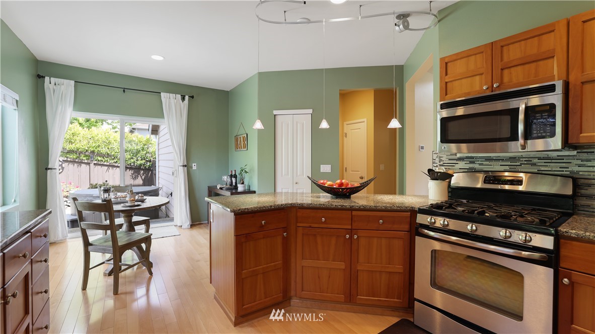 17002 166th Place Southeast Renton, WA 98058 - Photo 12 of 40
