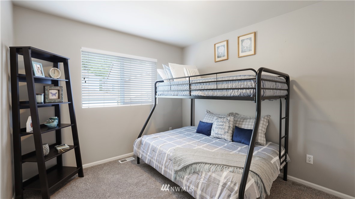 17002 166th Place Southeast Renton, WA 98058 - Photo 29 of 40