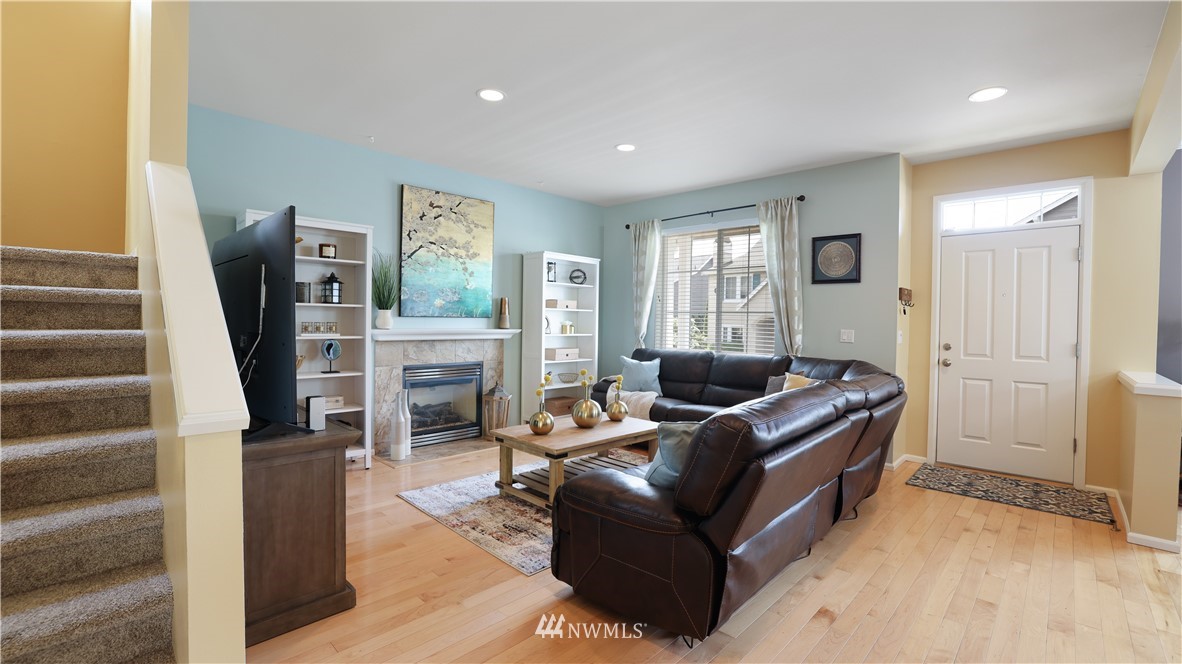17002 166th Place Southeast Renton, WA 98058 - Photo 5 of 40