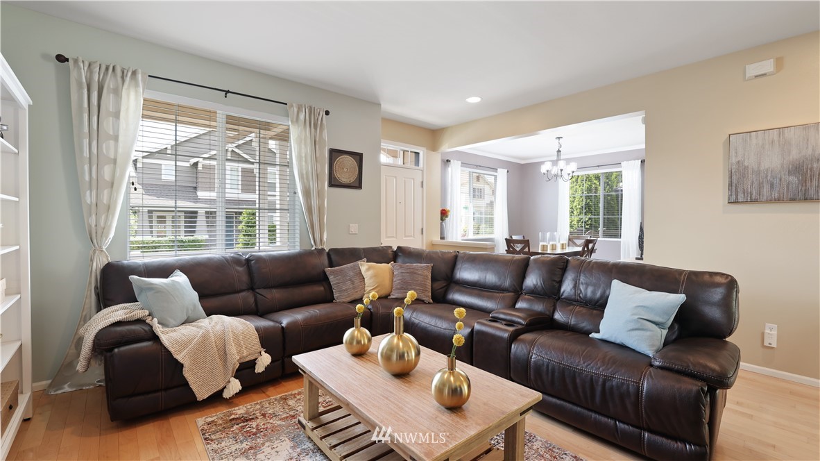 17002 166th Place Southeast Renton, WA 98058 - Photo 8 of 40