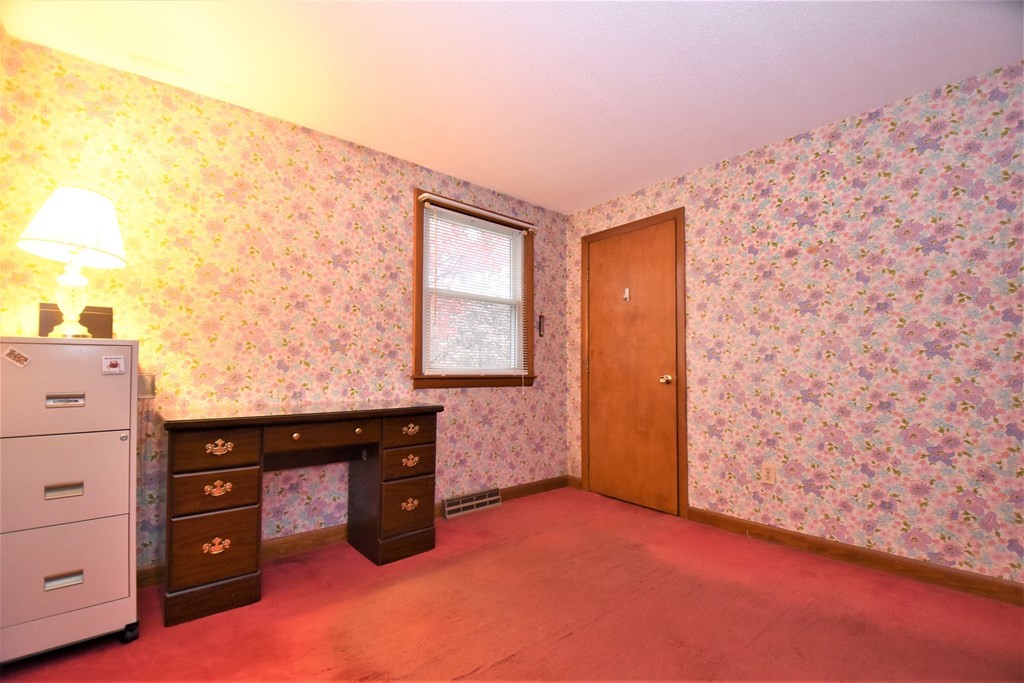 480 Butman Road Lowell, MA 01852 - Photo 16 of 17 Gallery Image 16