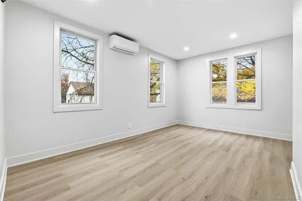 $3,500 | 36 Dunwoodie Street, Unit 1, Yonkers, NY 10704