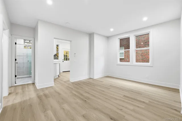 $3,500 | 36 Dunwoodie Street, Unit 1, Yonkers, NY 10704