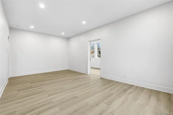 $3,500 | 36 Dunwoodie Street, Unit 1, Yonkers, NY 10704