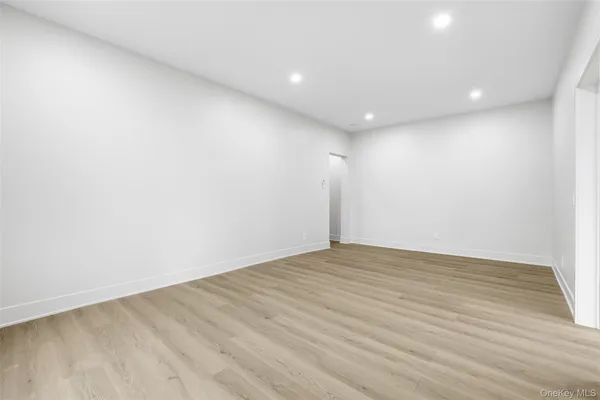 $3,500 | 36 Dunwoodie Street, Unit 1, Yonkers, NY 10704