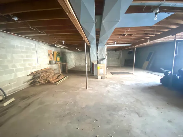 $239,900 | 1310 North 500 W Road, Muncie, IN 47304