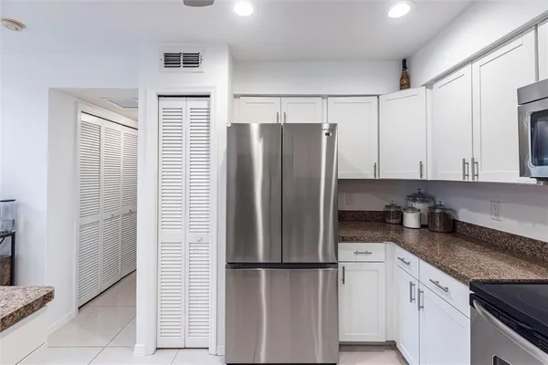 $239,900 | 13141 Whitehaven Lane, Unit 192, Fort Myers, FL 33966