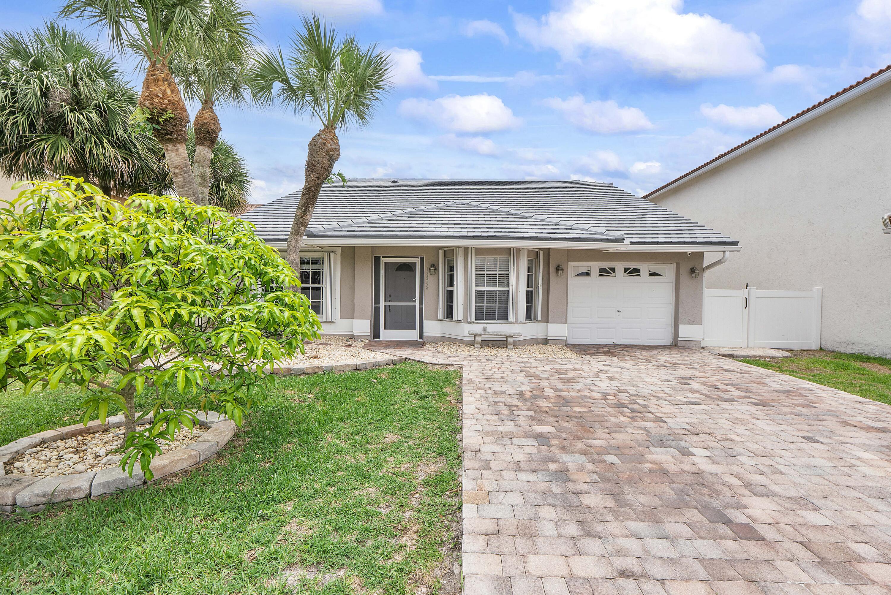 18242 Blue Lake Way_022
