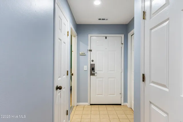 $285,000 | 223 Clubhouse Road, Unit 6, Sunset Beach, NC 28468