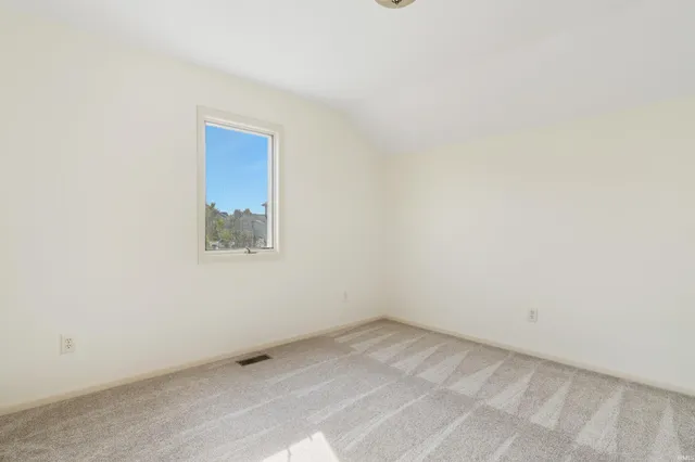 $389,900 | 1616 Tara Bella Lane, Fort Wayne, IN 46845