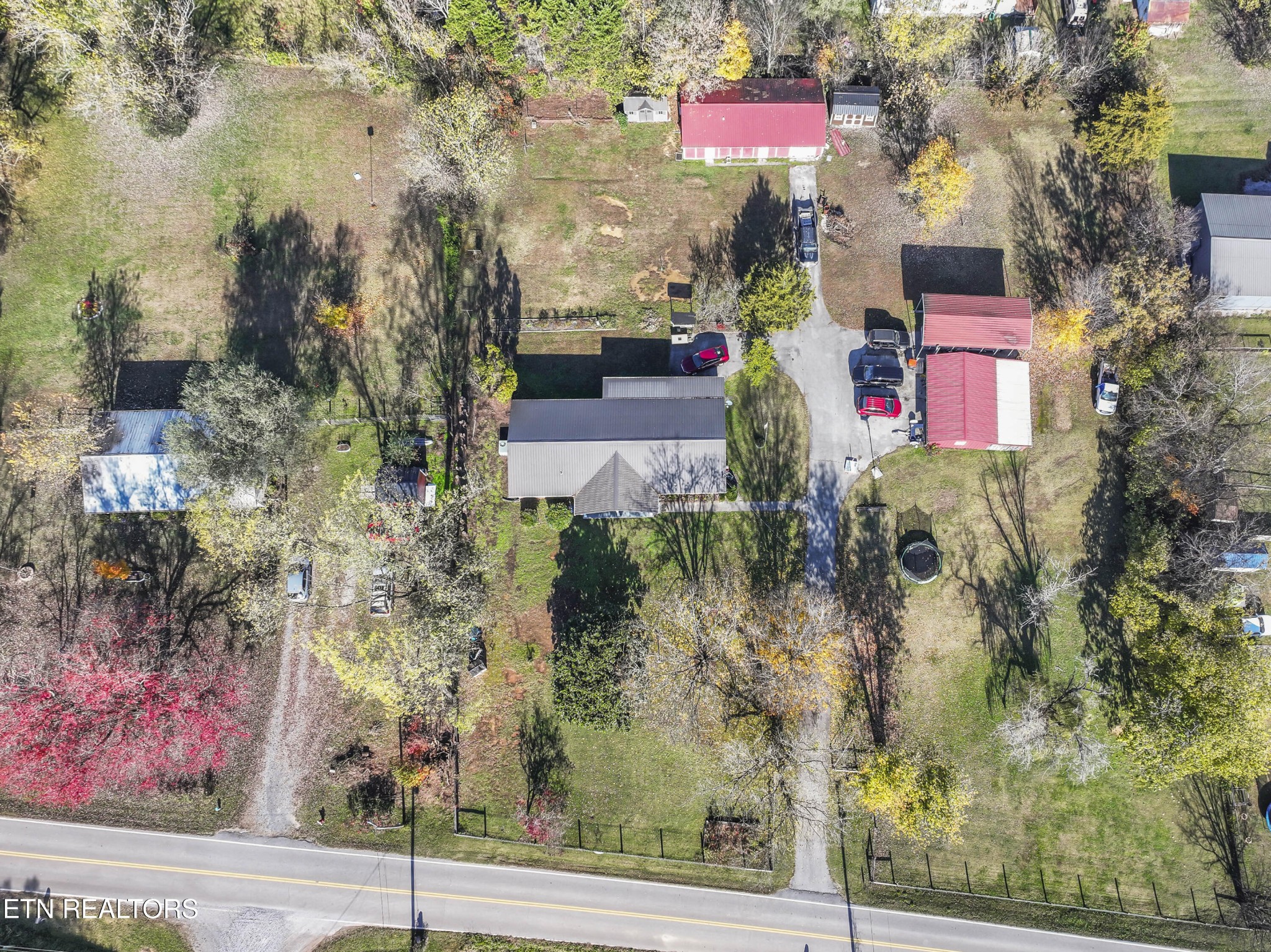 3856 Niles Ferry Road Greenback, TN 37742 - Photo 20 of 44 an aerial view of residential house with outdoor space