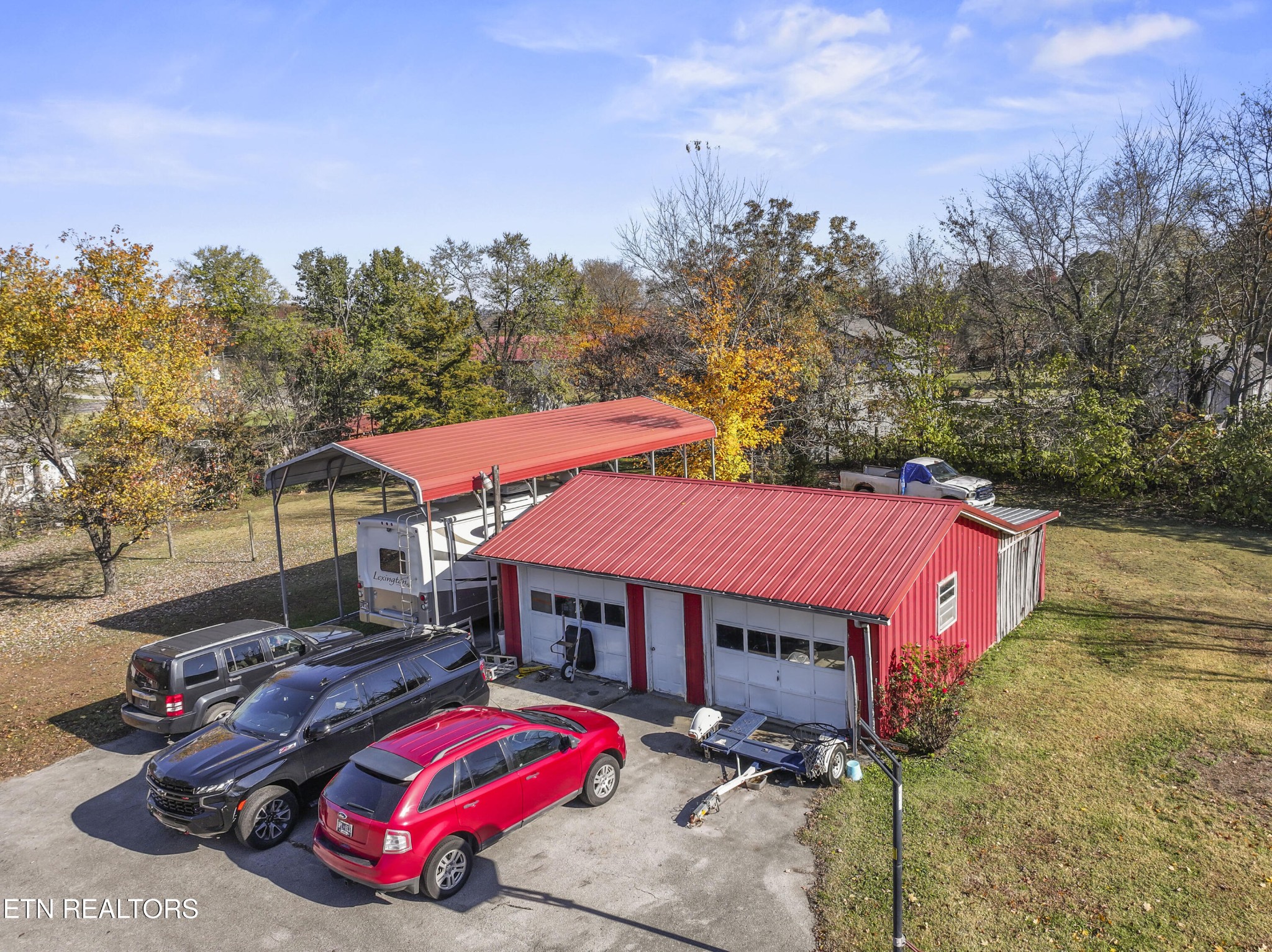 3856 Niles Ferry Road Greenback, TN 37742 - Photo 25 of 44 a view of a house with a big yard