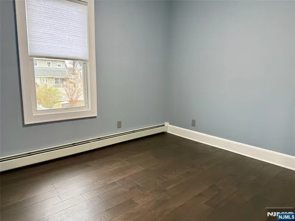 $3,200 | 59 Laurel Avenue, Unit RIGHT SIDE, Kearny, NJ 07032