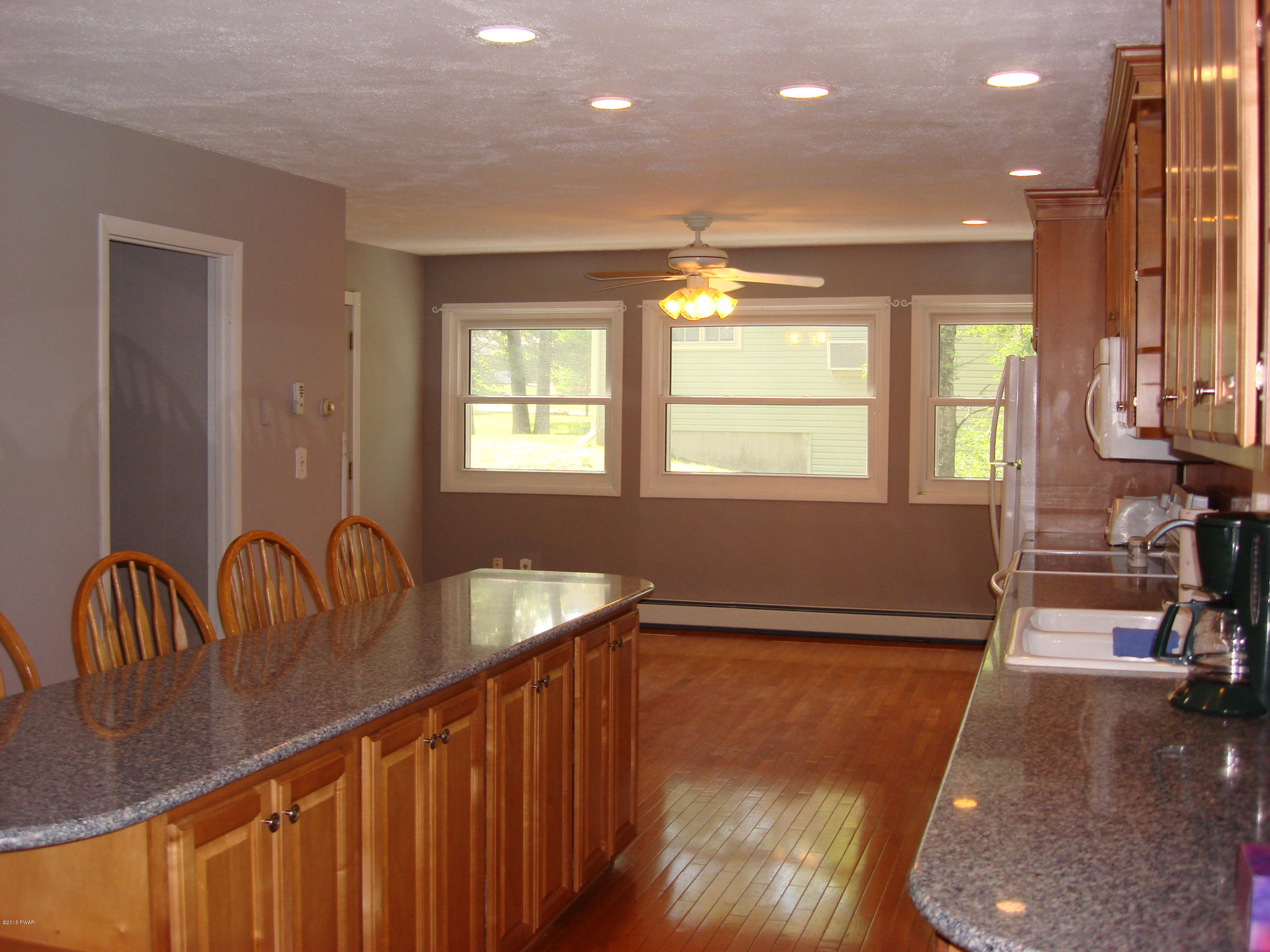 118 Northwood Road Dingmans Ferry, PA 18328 - Photo 19 of 87