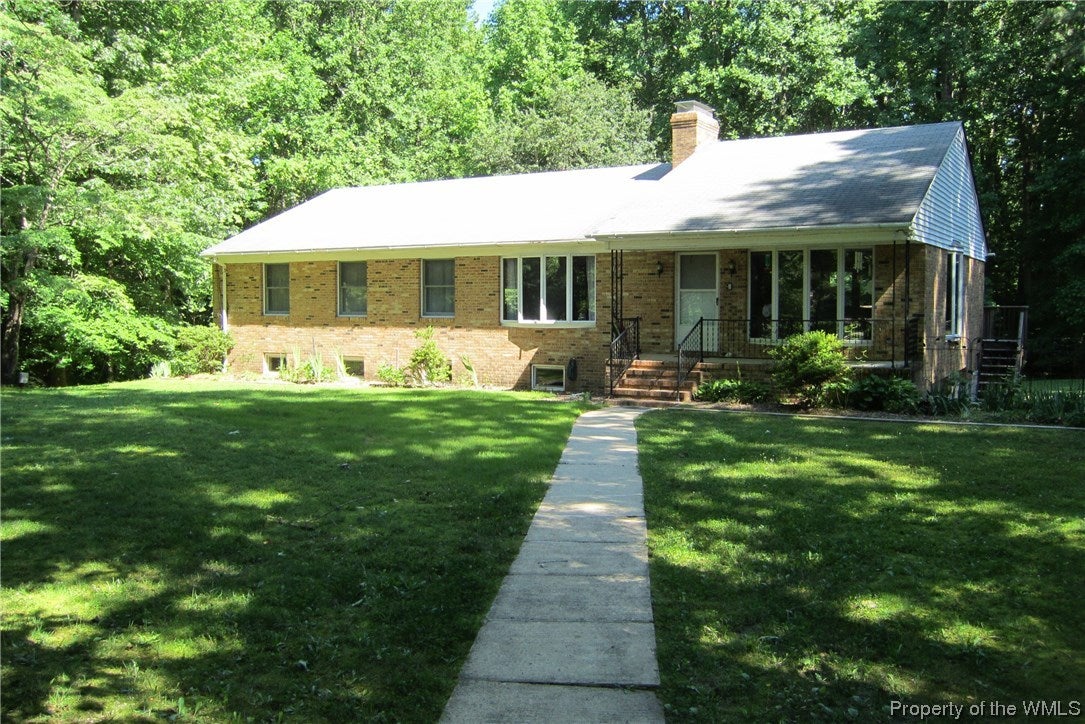 10033 Indian Road Gloucester, VA 23061 - Photo 1 of 22 Gallery Image 1