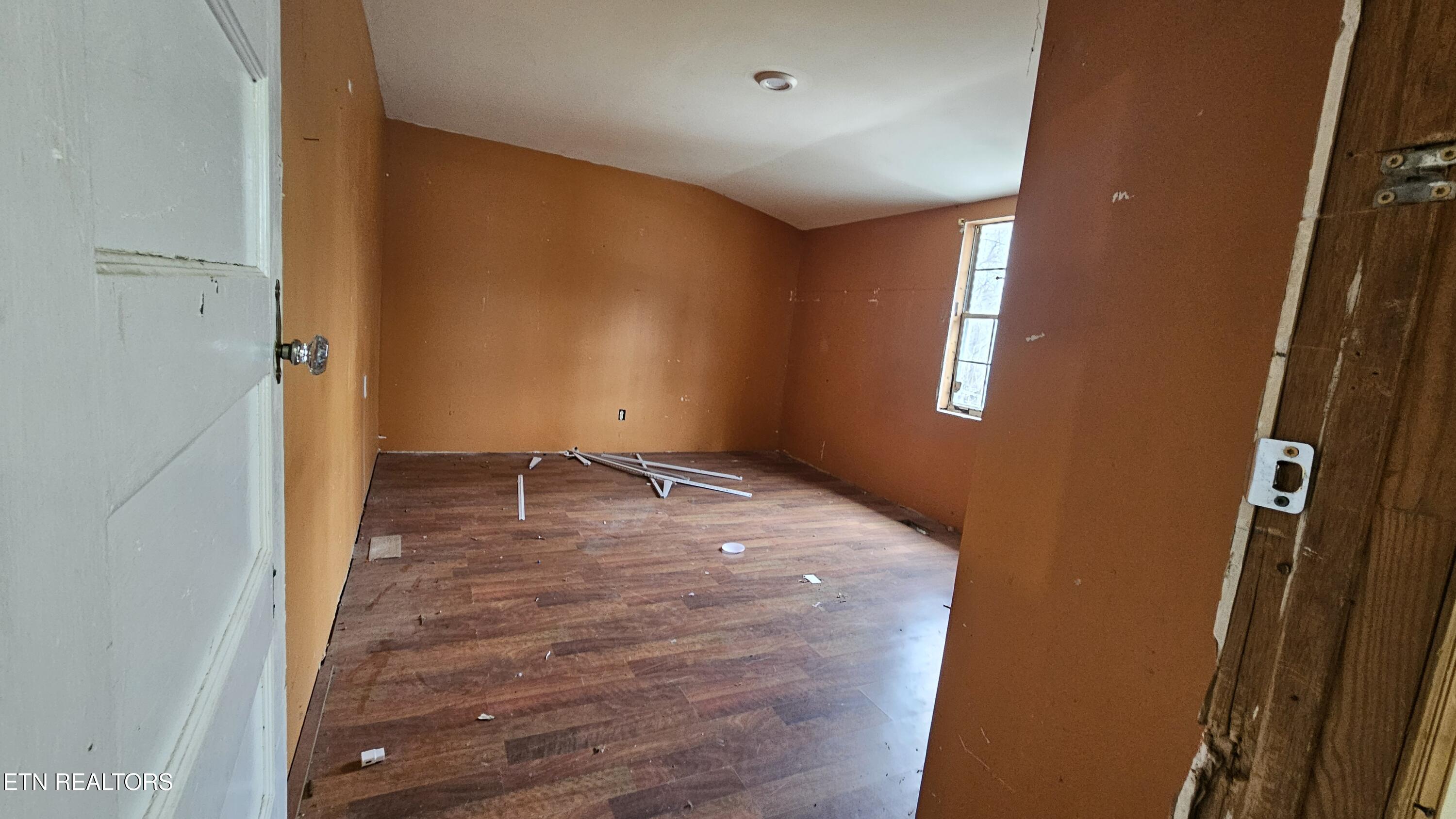 1635 Old Chilhowee Road Seymour, TN 37865 - Photo 17 of 29 Bed 3 off family room