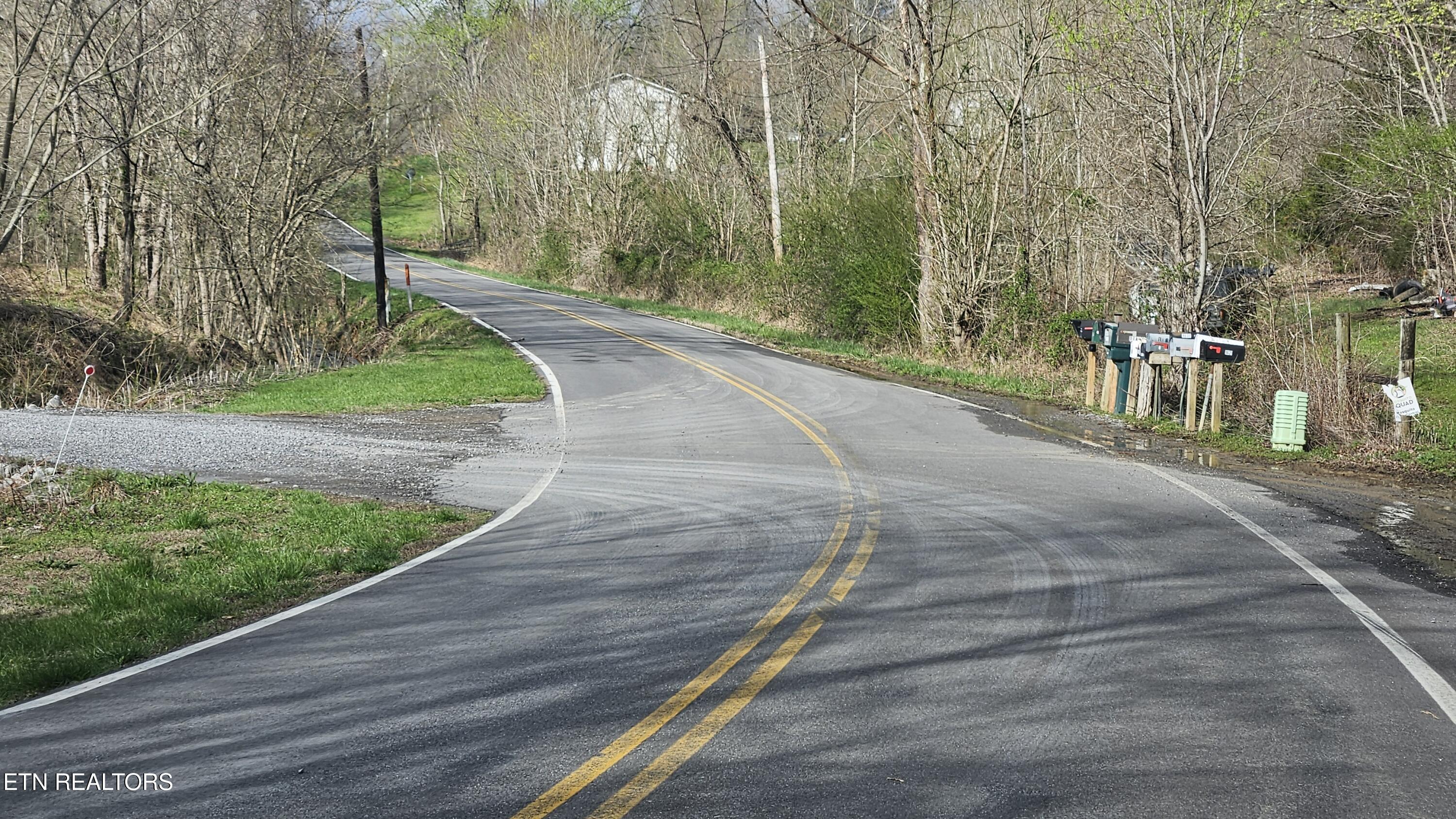 1635 Old Chilhowee Road Seymour, TN 37865 - Photo 27 of 29 Shared road off Old Chilhowee