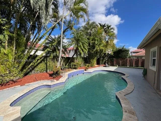 $5,500 | 11313 Northwest 65th Street, Doral, FL 33178