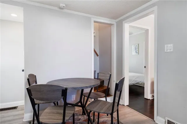 $210,000 | 2922 West 43rd Terrace, Kansas City, KS 66103