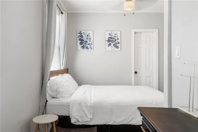 $210,000 | 2922 West 43rd Terrace, Kansas City, KS 66103