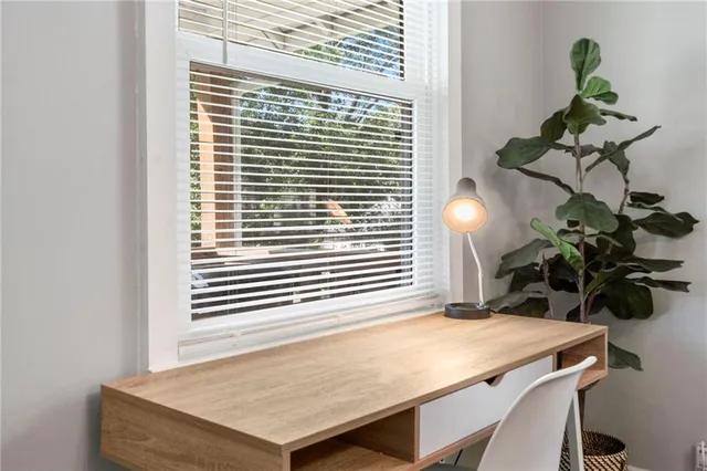 $210,000 | 2922 West 43rd Terrace, Kansas City, KS 66103