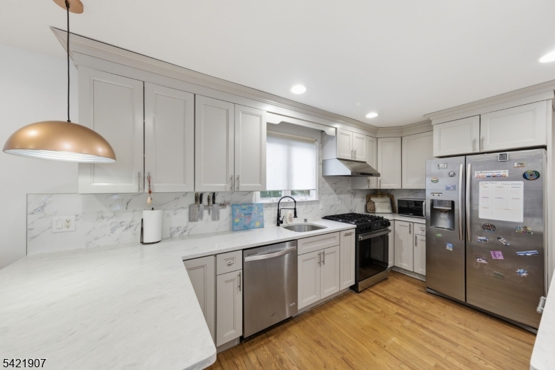 122 Kipling Avenue Springfield, NJ 07081 - Photo 12 of 36