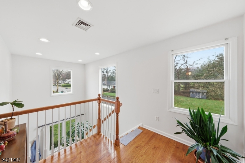 122 Kipling Avenue Springfield, NJ 07081 - Photo 17 of 36