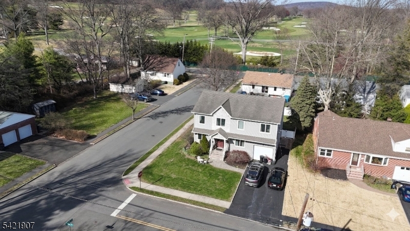 122 Kipling Avenue Springfield, NJ 07081 - Photo 4 of 36