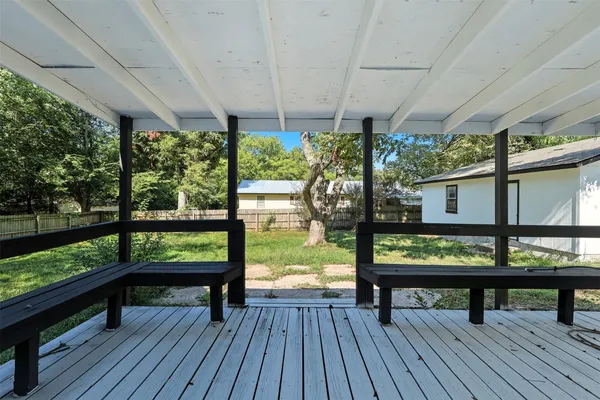 $2,400 | 605 North Main Street, Winnsboro, TX 75494