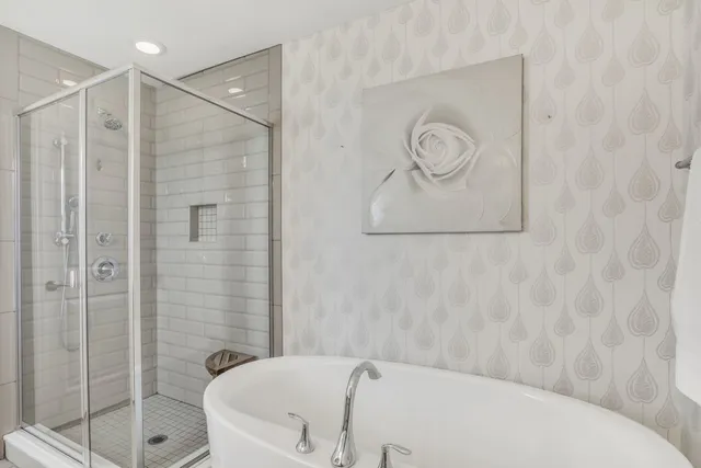 $3,950 | 3227 North Heritage Lane, Arlington Heights, IL 60004