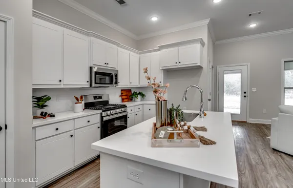 $339,999 | 105 Jasmine Cove Drive, Brandon, MS 39042