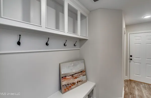 $339,999 | 105 Jasmine Cove Drive, Brandon, MS 39042