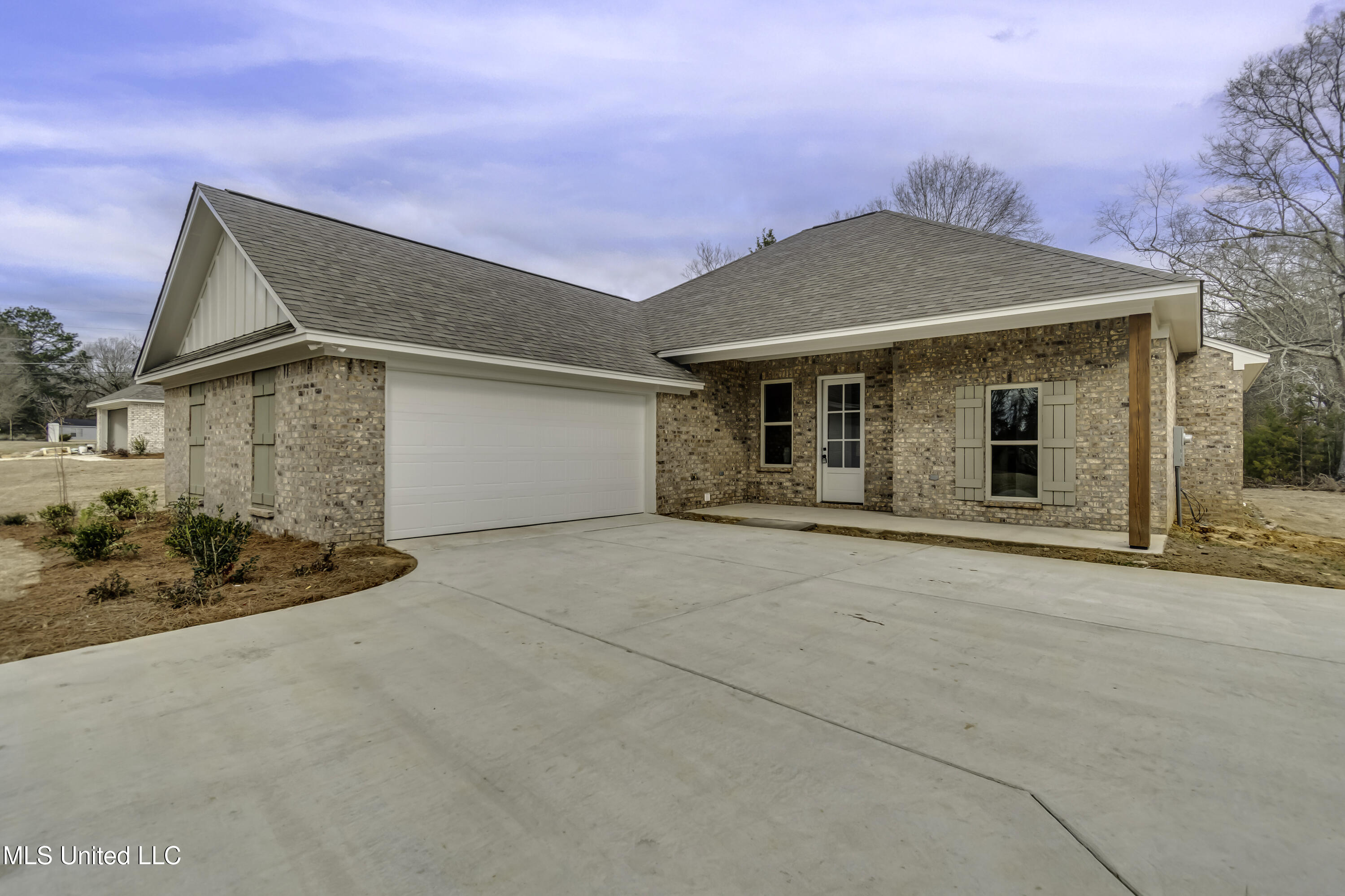 105 Jasmine Cove Drive Brandon, MS 39042 - Photo 2 of 34 105 Jasmine Cove Dr--4