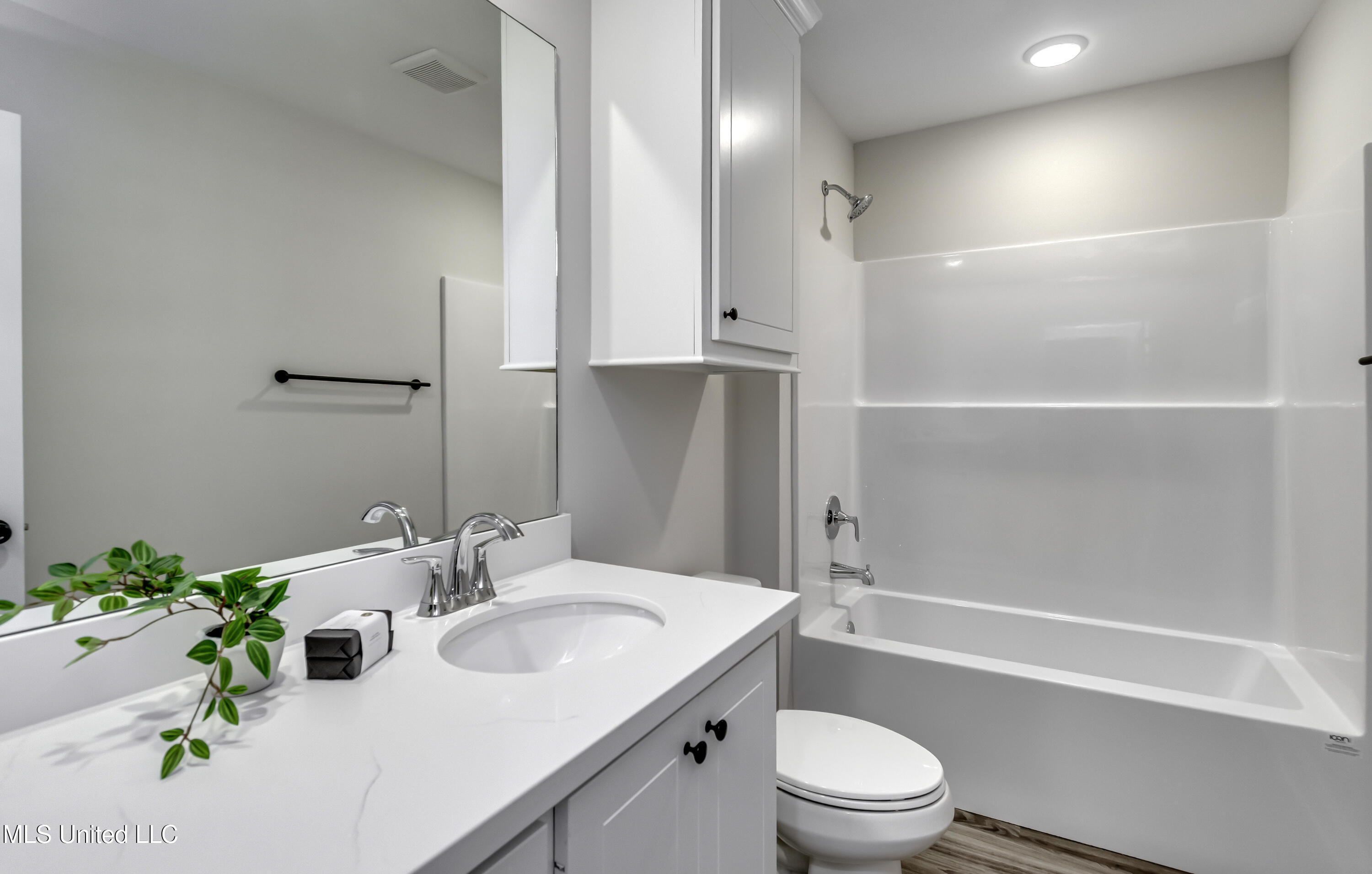 105 Jasmine Cove Drive Brandon, MS 39042 - Photo 23 of 34 105 Jasmine Cove Dr--43