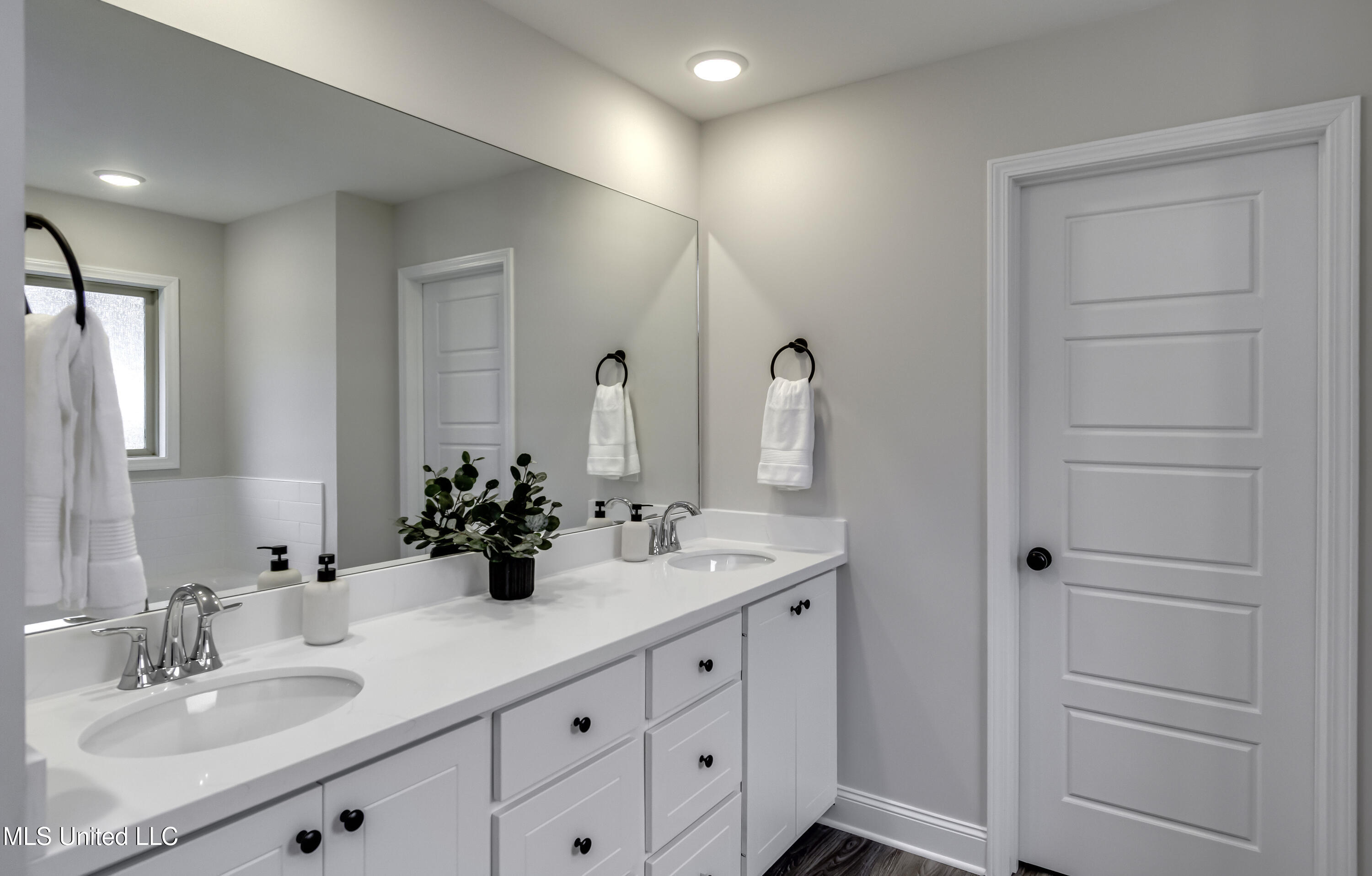 105 Jasmine Cove Drive Brandon, MS 39042 - Photo 32 of 34 105 Jasmine Cove Dr--62