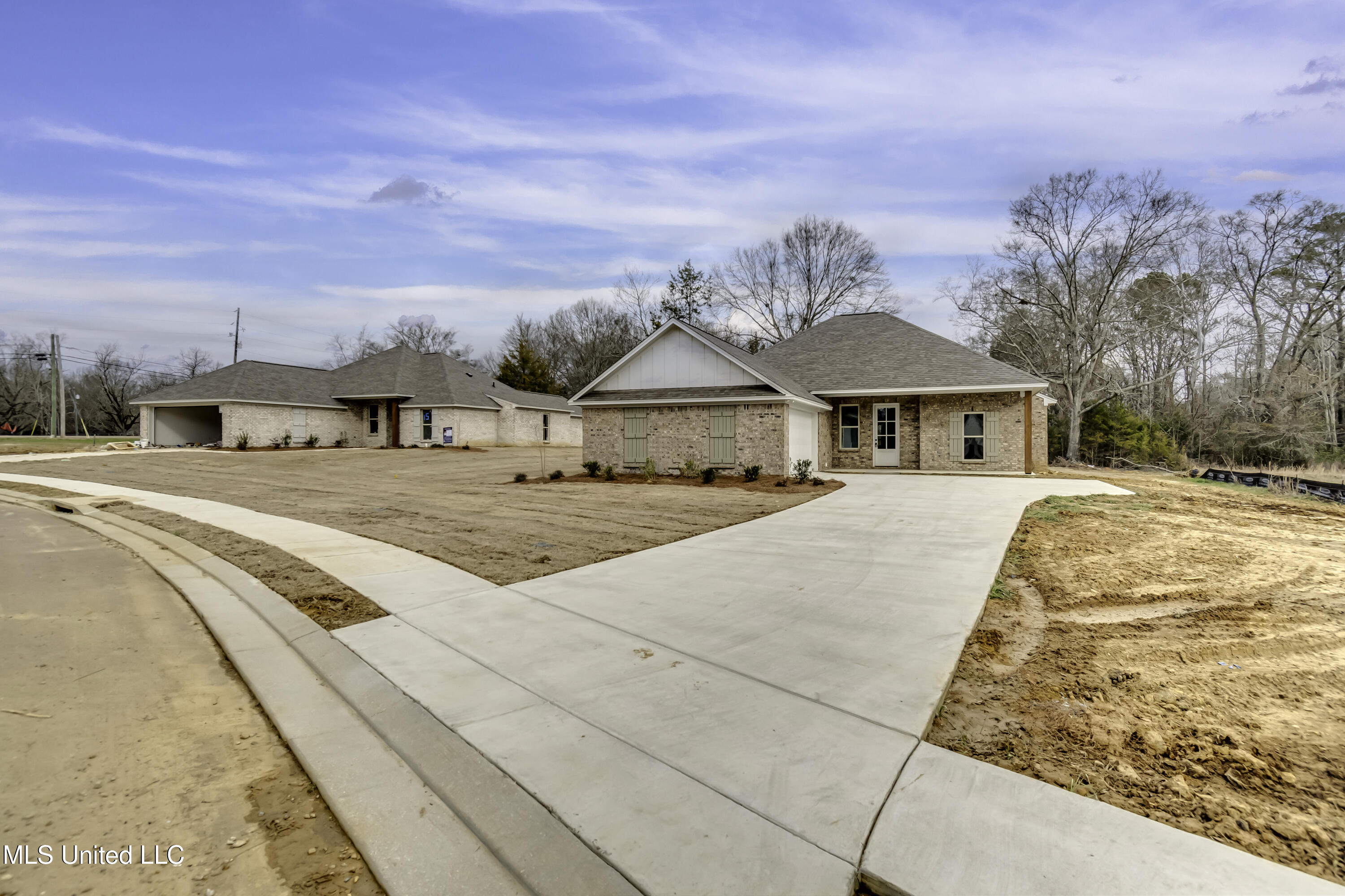 105 Jasmine Cove Drive Brandon, MS 39042 - Photo 5 of 34 105 Jasmine Cove Dr--5