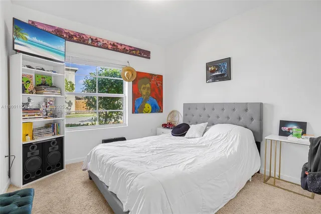 $359,900 | 550 Northeast 4th Avenue, Florida City, FL 33034